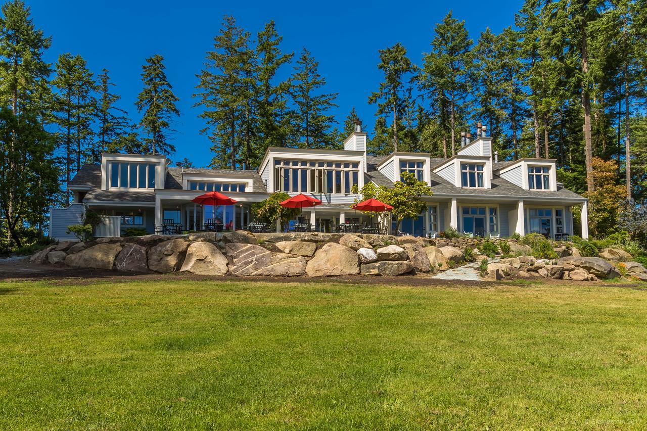 Woodstone Manor Inc. Hotel Sturdies Bay Екстериор снимка