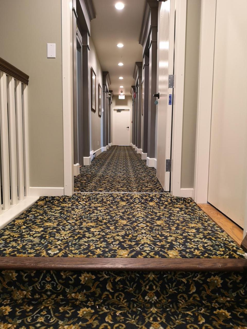 Woodstone Manor Inc. Hotel Sturdies Bay Екстериор снимка