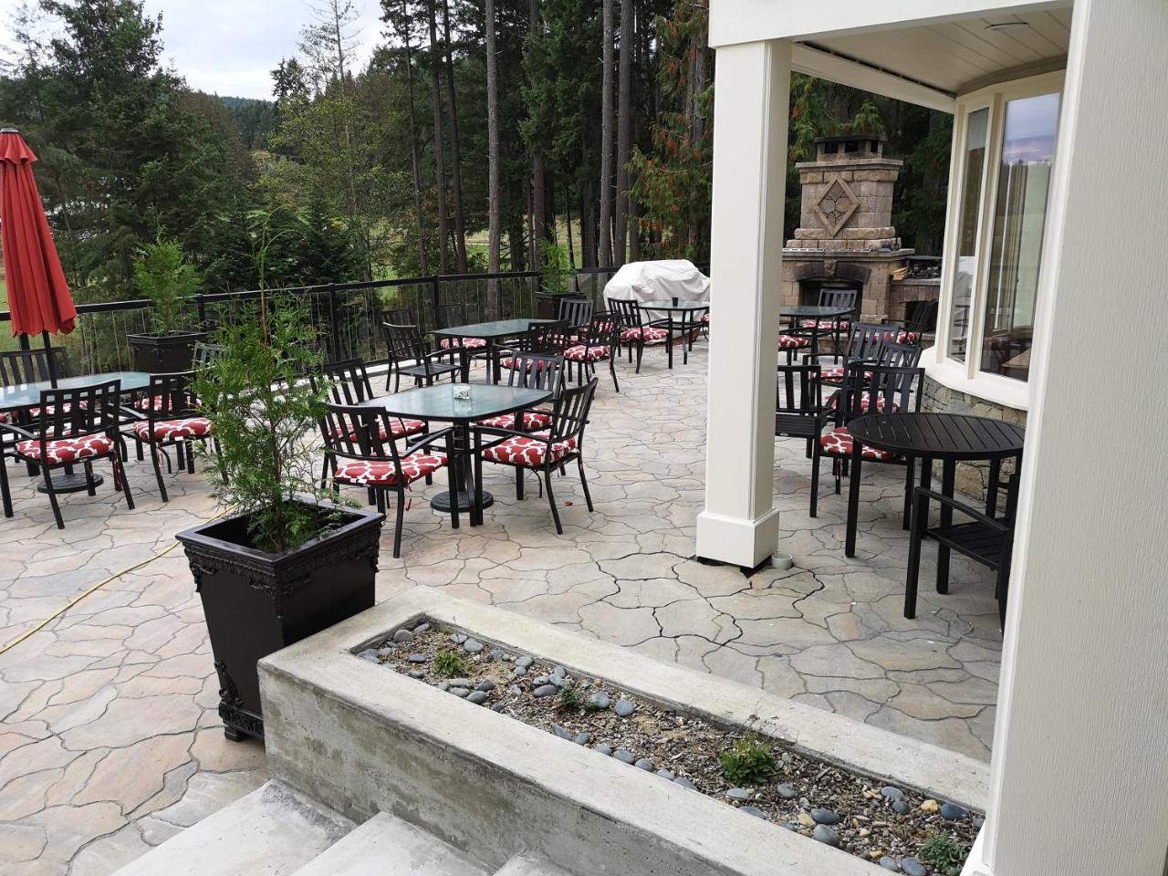 Woodstone Manor Inc. Hotel Sturdies Bay Екстериор снимка